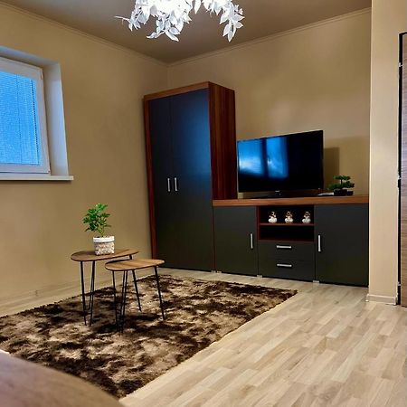 Garzon/ Studio Apartment Sahy Екстериор снимка
