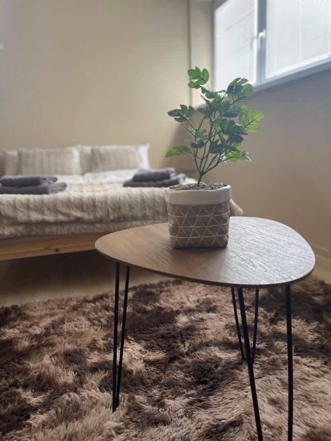Garzon/ Studio Apartment Sahy Екстериор снимка